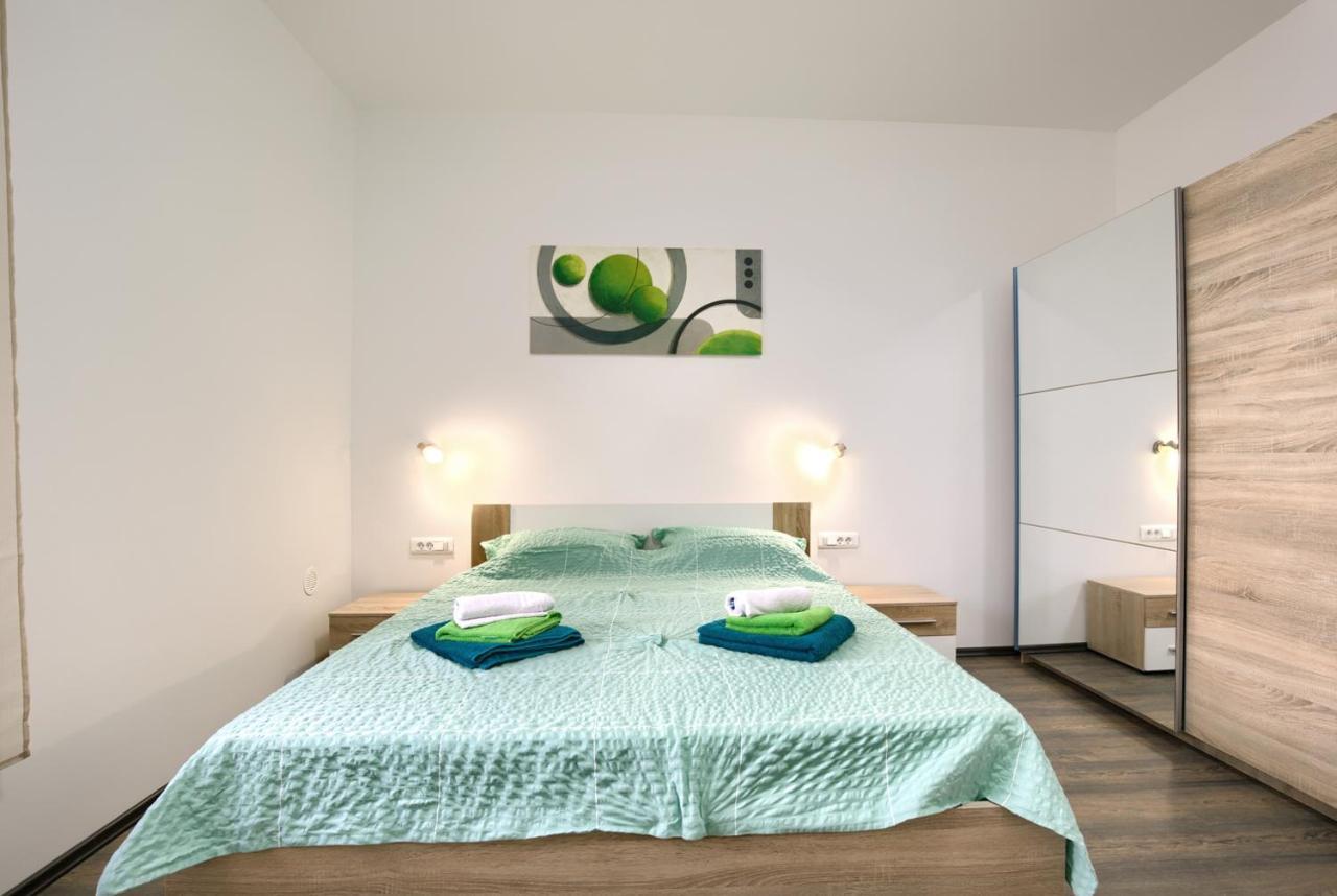 Amphitheater 3+2 Modern Apartment With Terrace, Wifi, Netflix Pula Exterior photo